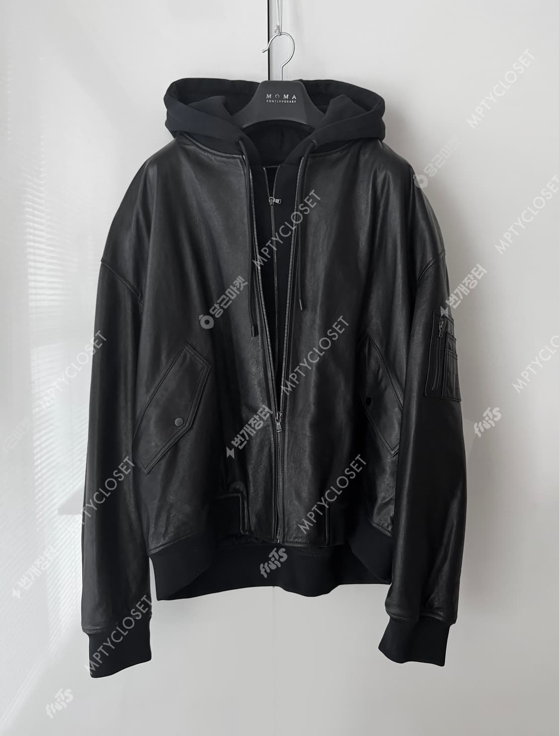 [L] 질스튜어트 뉴욕 램스킨 가죽 후드 MA-1 마원 점퍼 상품이미지2