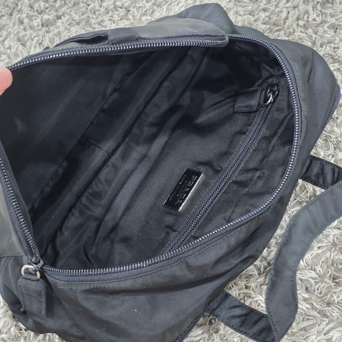 프라다 포코노 나일론 핸드백 베니티백 상품이미지6