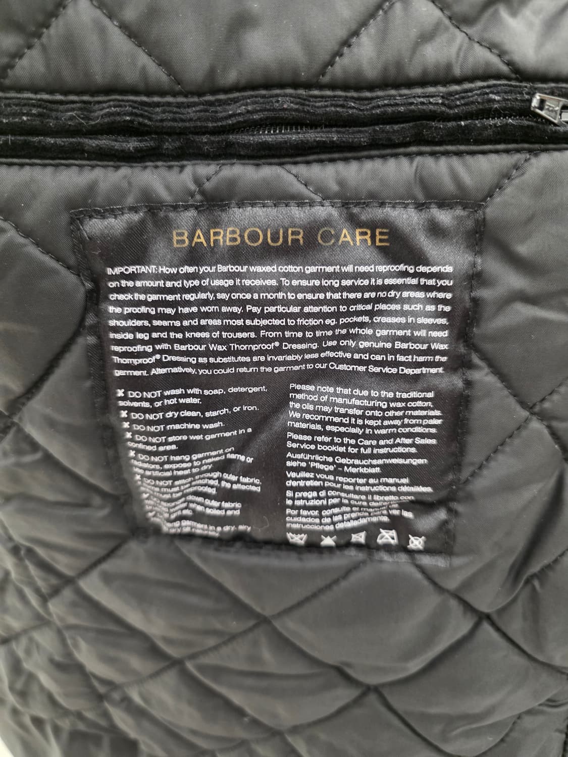 Barbour 바버 남자 자켓.
싸이즈 95  정품 상품이미지6