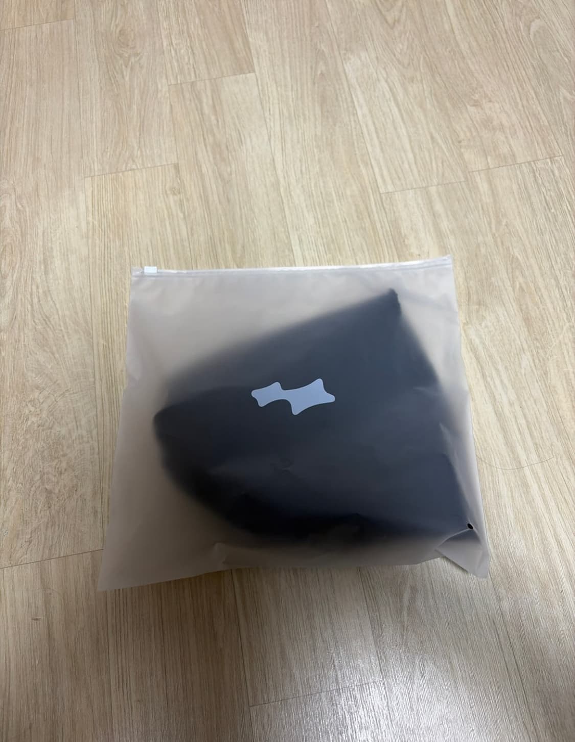 SKYLRK 비니 cave 색상 팝니다 새상품 상품이미지1