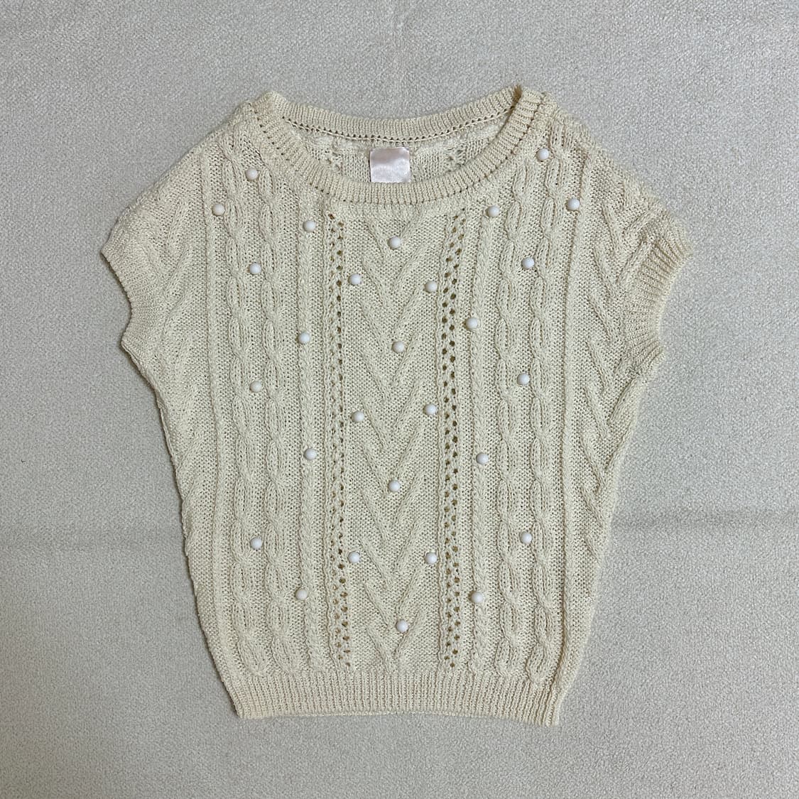 오즈세컨 진주 장식 케이브 캡소매 베스트 상품이미지1