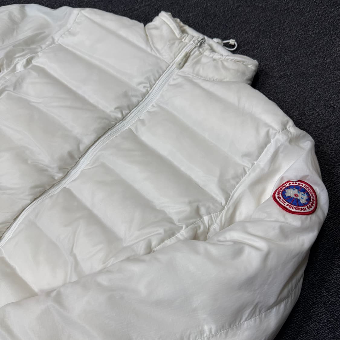 캐나다구스 여성 화이트 롱패딩 상품이미지4