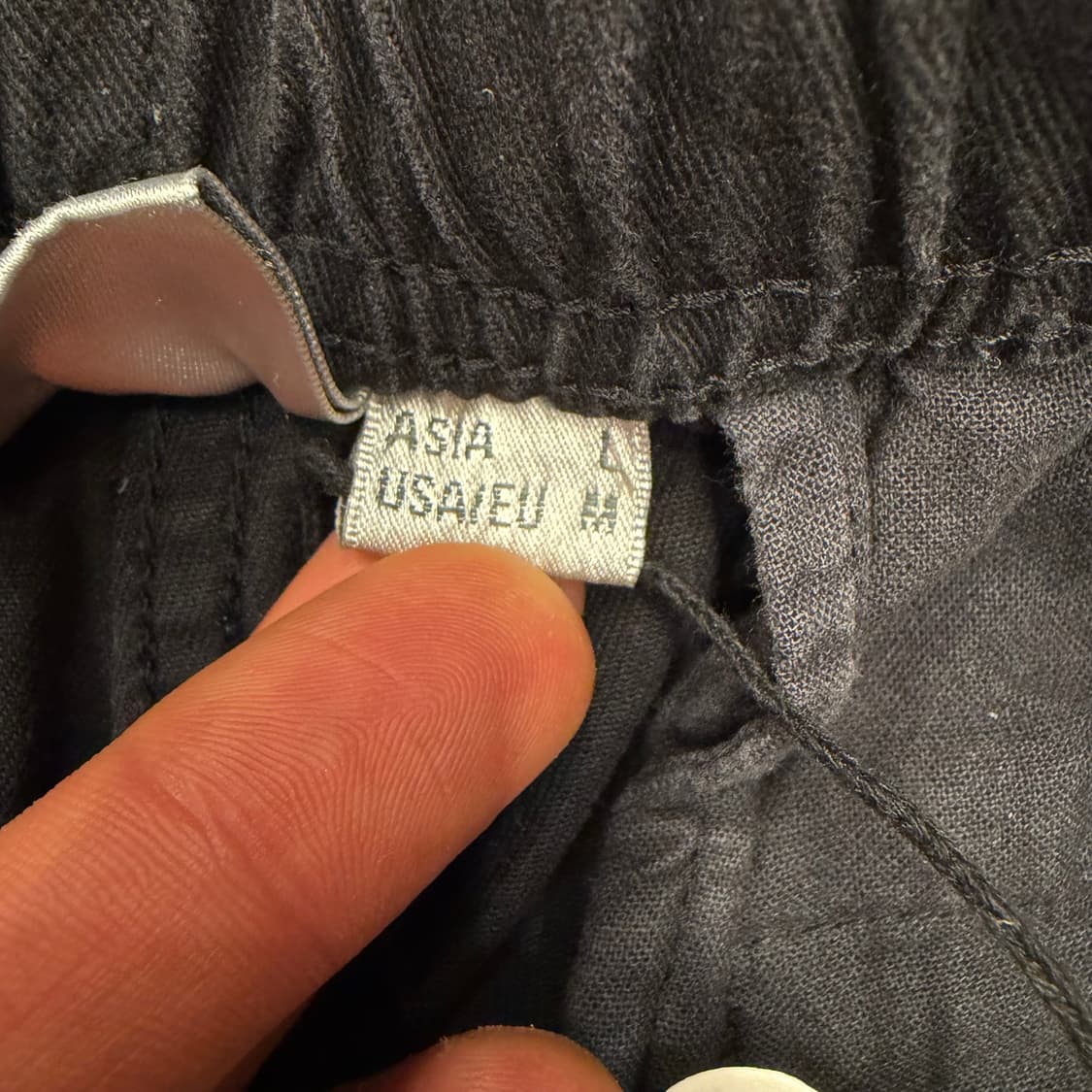 그라미치 블랙 루즈 테이퍼드 팬츠 L 상품이미지8