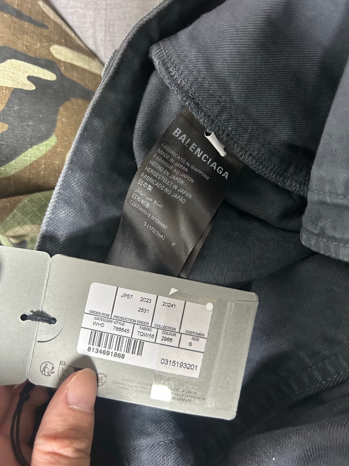 [S] 발렌시아가 다크 카모 하이브리드 배기 팬츠 상품이미지3