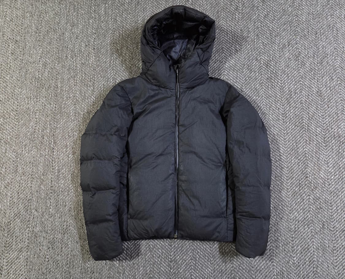 유니클로 심리스 블랙 다운 패딩
 상품이미지1