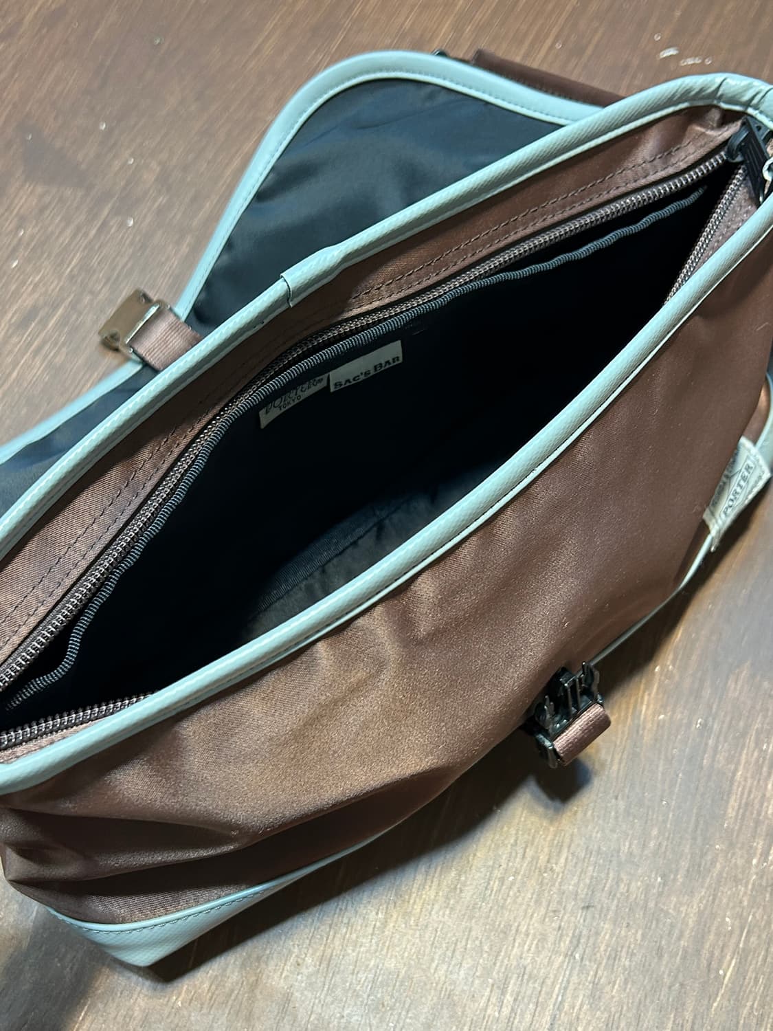 PORTER x SAC'S BAR 배색 크로스바디 슬링백 상품이미지8