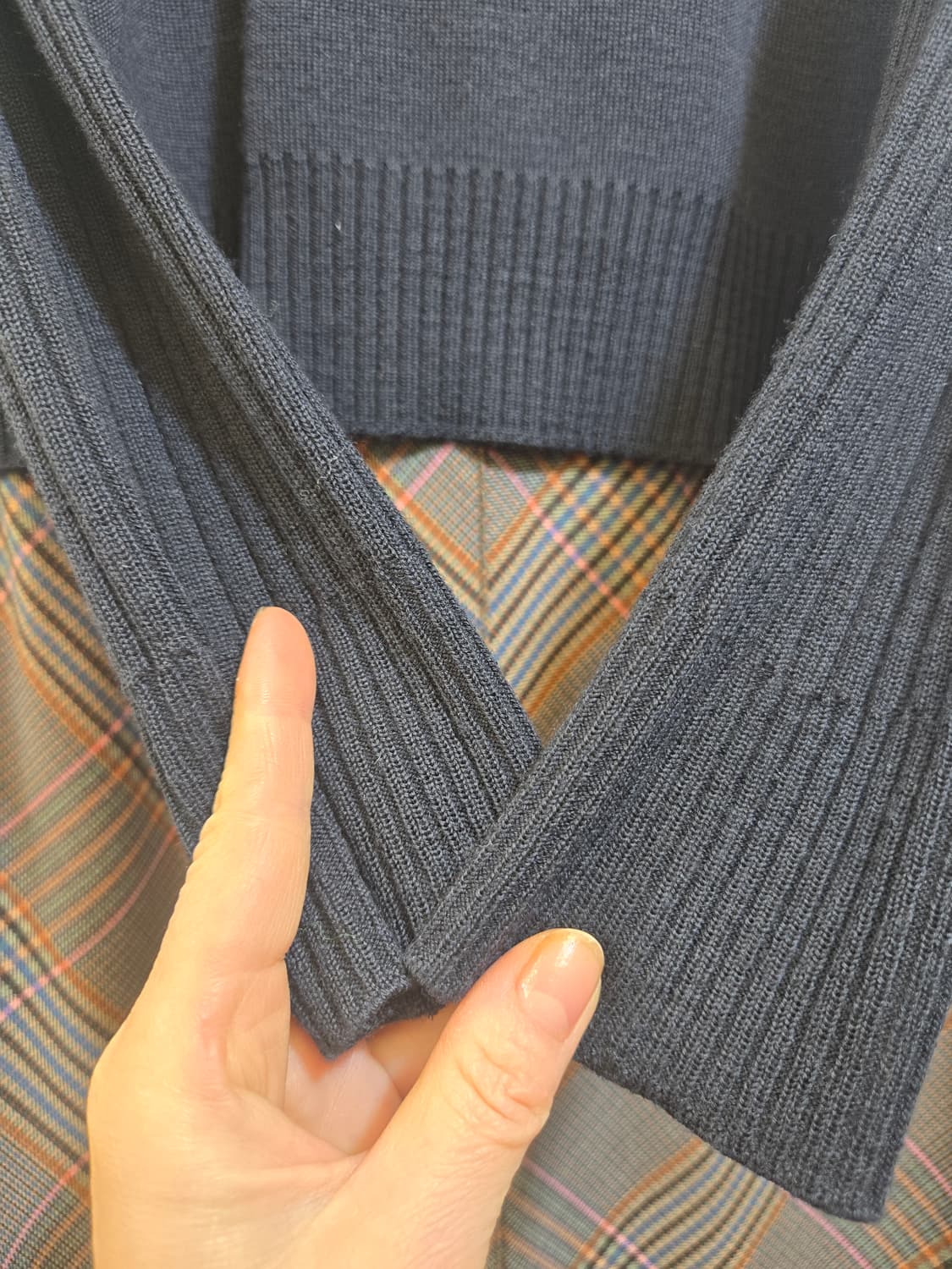 KUHO 체크 플리츠 니트 원피스 상품이미지7