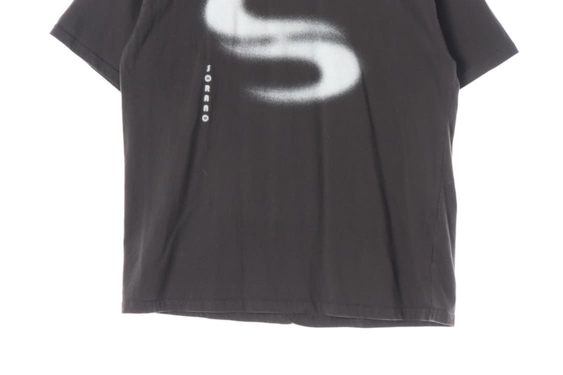 SORANO S 로고 스프레이 그래픽 반팔 티셔츠 차콜 L 상품이미지4