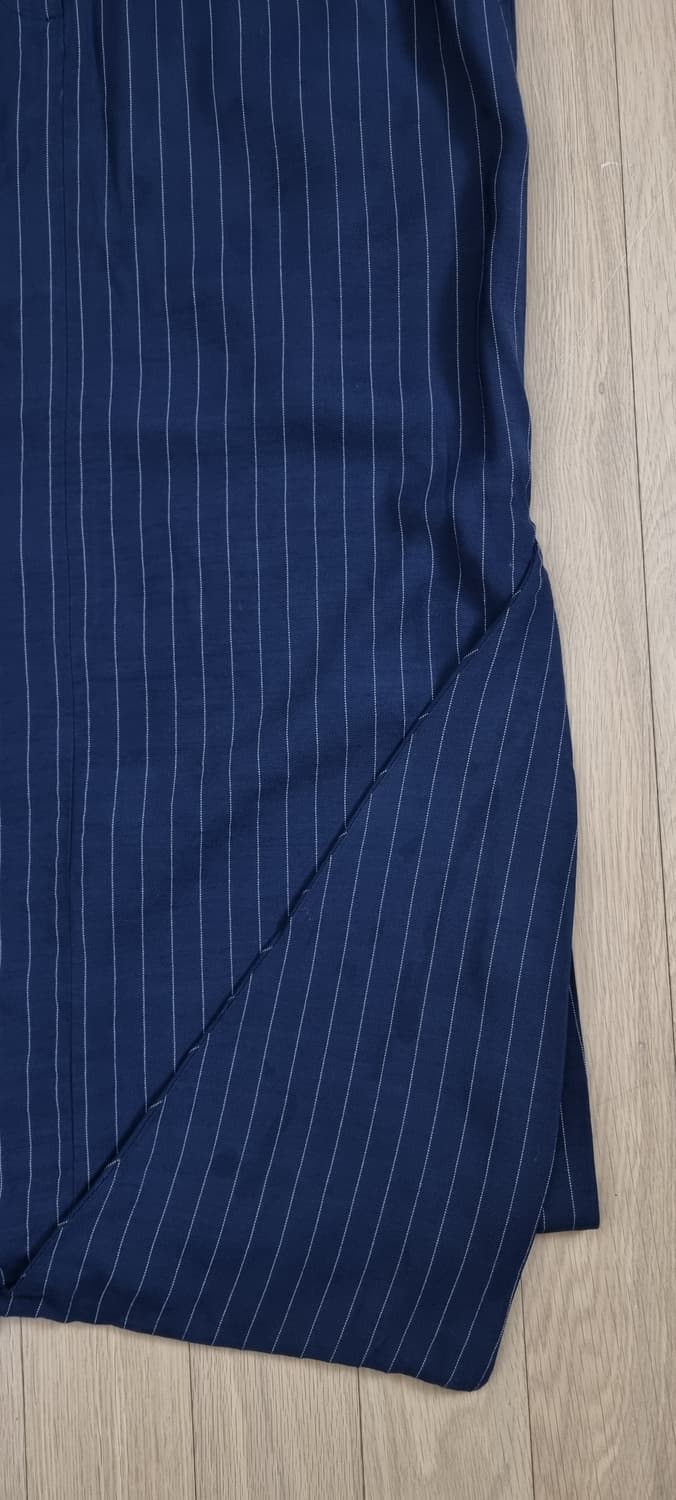 RECTO 렉토 핀스트라이프 비대칭 미디 스커트 M _ 여성 상품이미지5