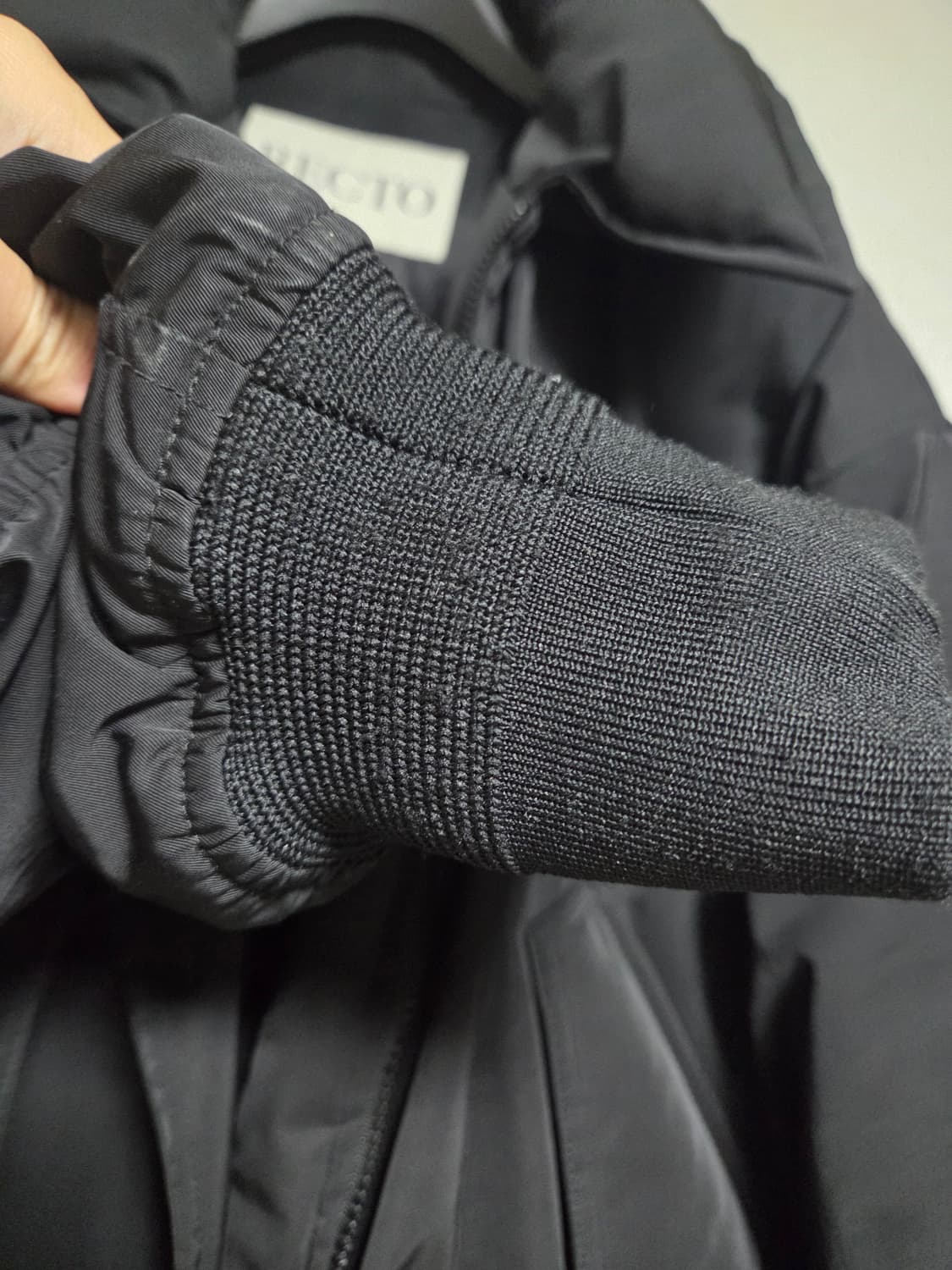 사이즈 L) 렉토 포코노 패딩 RECTO 패딩 상품이미지4