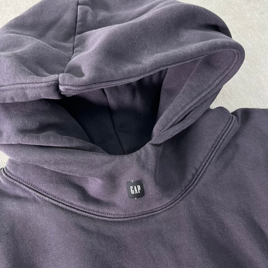 100 이지갭 엔지니어드 바이 발렌시아가 후드티 상품이미지2