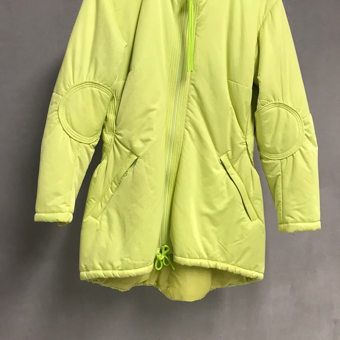 이세이 미야케 패딩 2(W) 상품이미지3