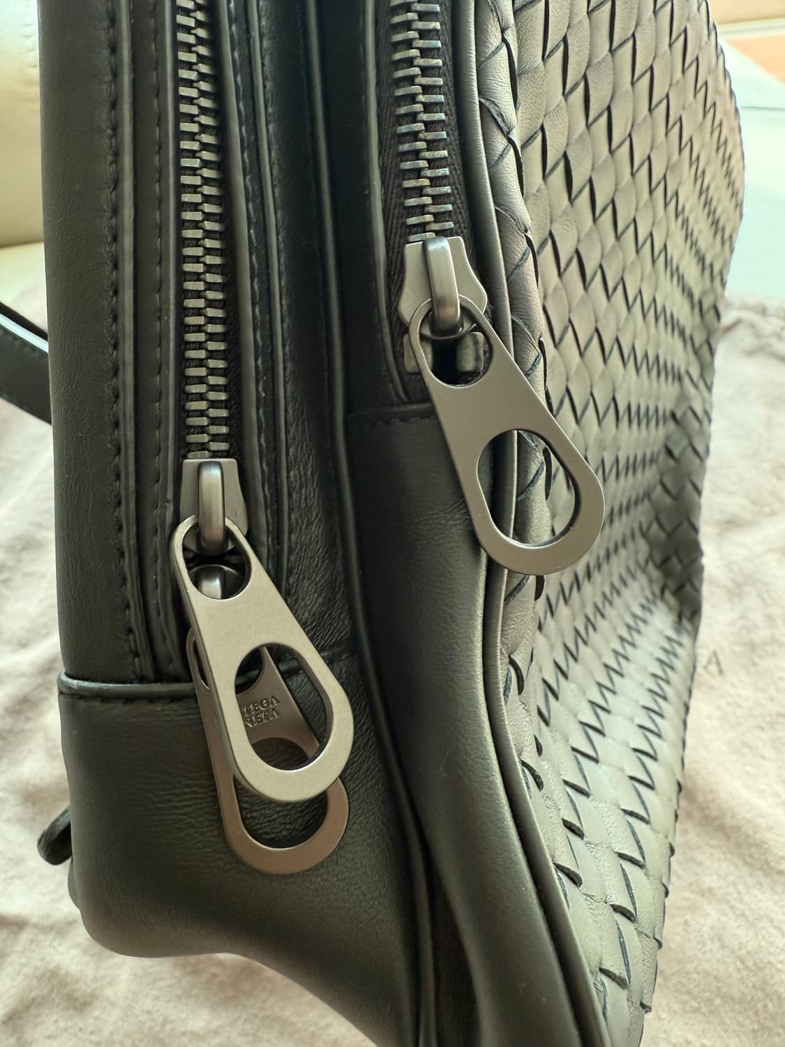 보테가 베네타 멘즈 인트레치아노 나파 백팩 상품이미지3