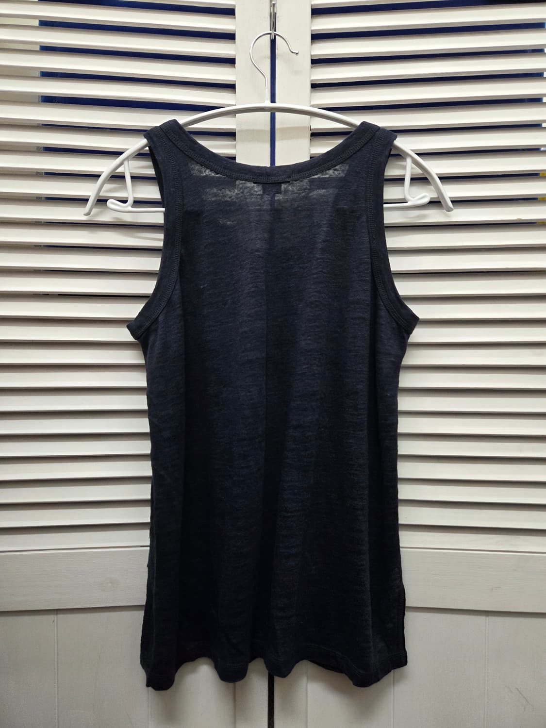 띠어리 린넨 슬리브리스 나시 상품이미지3