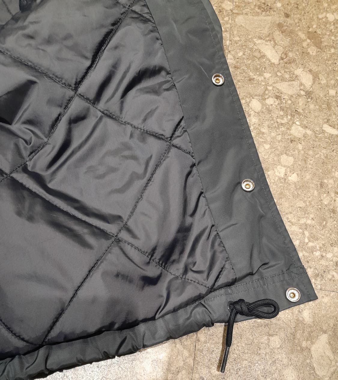 💥오베이 퀄팅 코치자켓 네이비 (L)
 상품이미지8