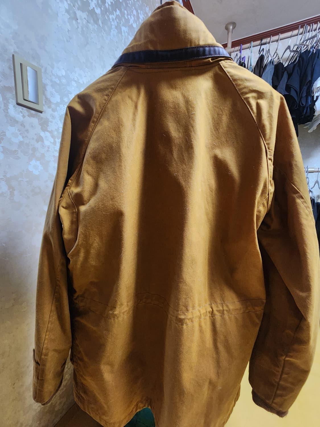 바스통 002 왁스자켓 M사이즈 판매합니다. 상품이미지3