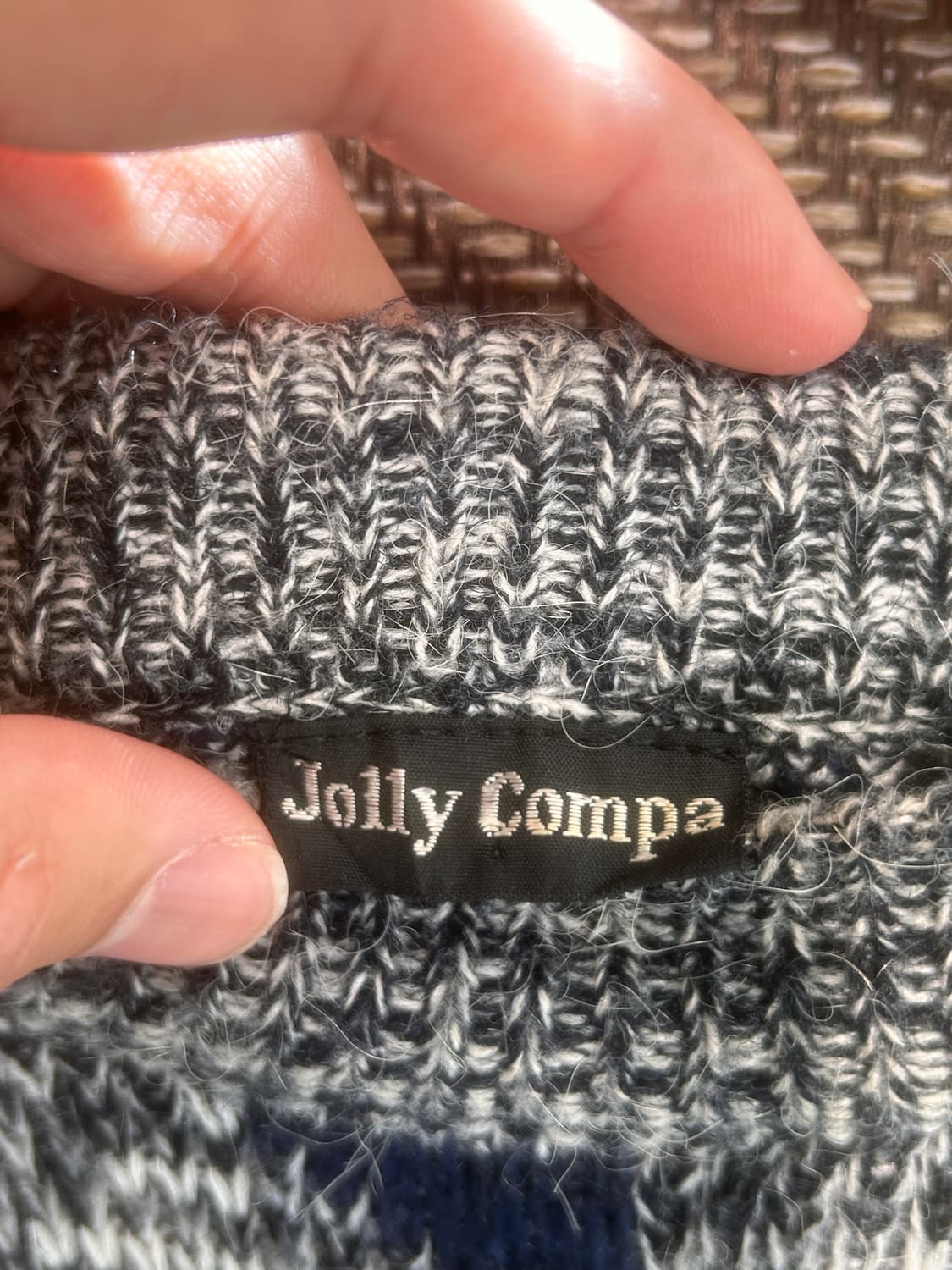 Jolly campa 패턴 니트 상품이미지10