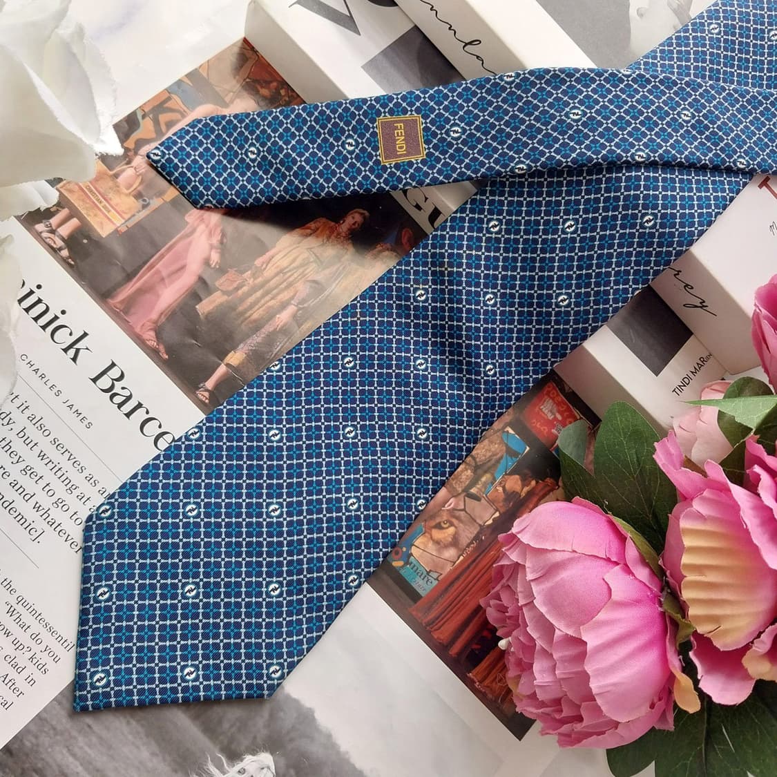 펜디 실크 네이비 로고 패턴 넥타이 8.9cm A~B등급 K2560 상품이미지3