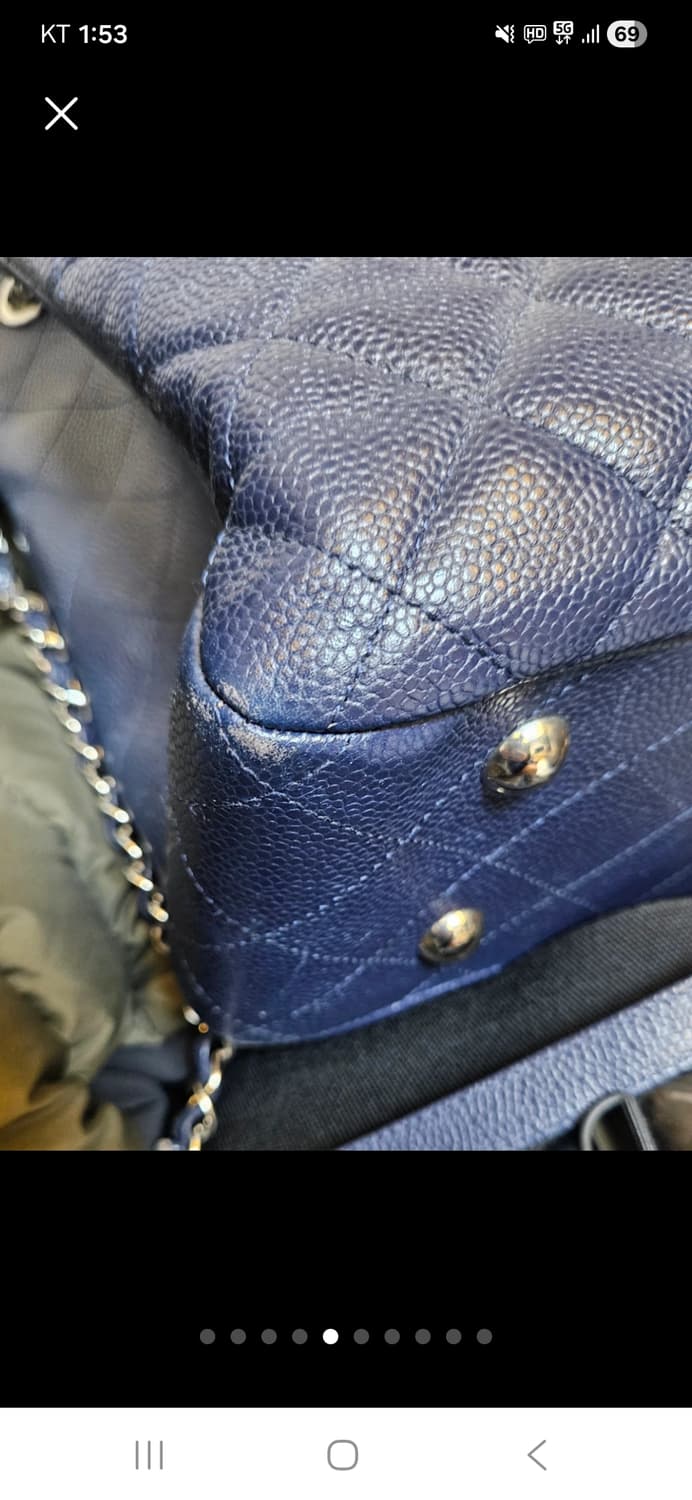 샤넬 캐비어 플랩백 네이비 은장(정품)
 상품이미지5
