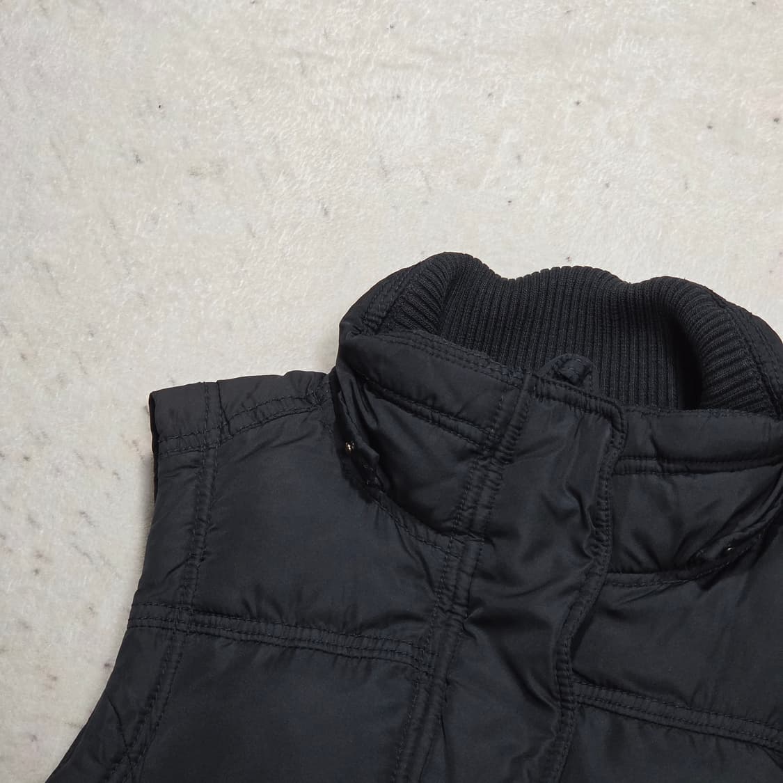 후아유 네이비 패딩 베스트 상품이미지2