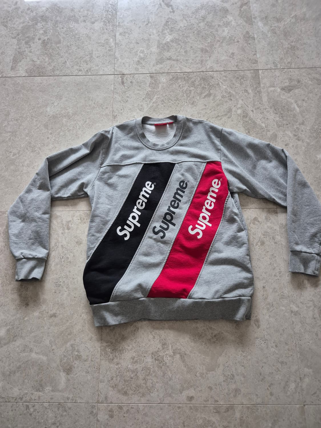 슈프림 맨투맨 상품이미지1