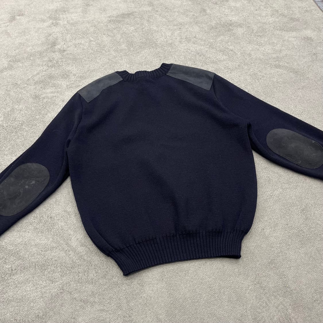 L 버버리 코만도 울 엘보우패치 니트 상품이미지4