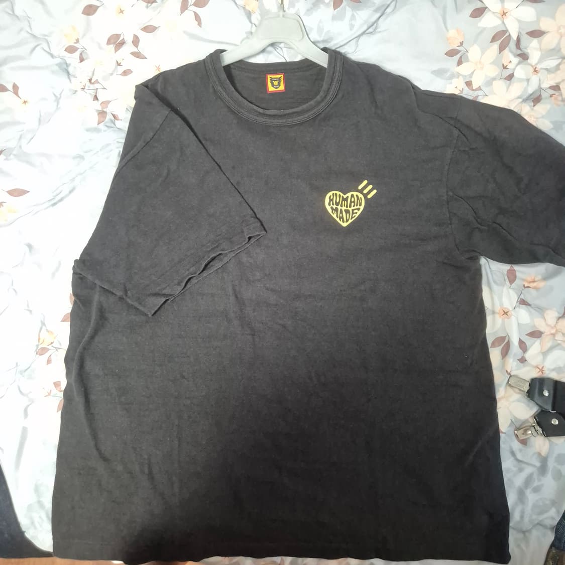 [정품] 휴먼 메이드 하트 로고 티셔츠 블랙 (2XL) 상품이미지1