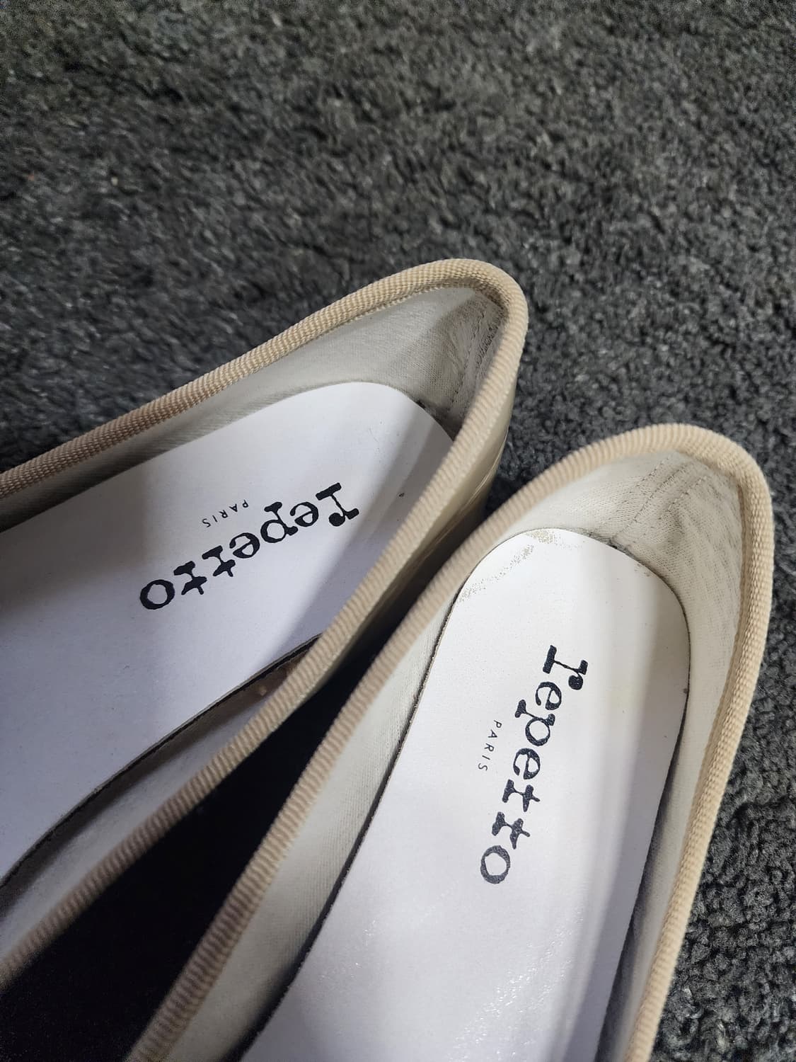 레페토 발레리나 플랫 베이지 37사이즈  상품이미지3