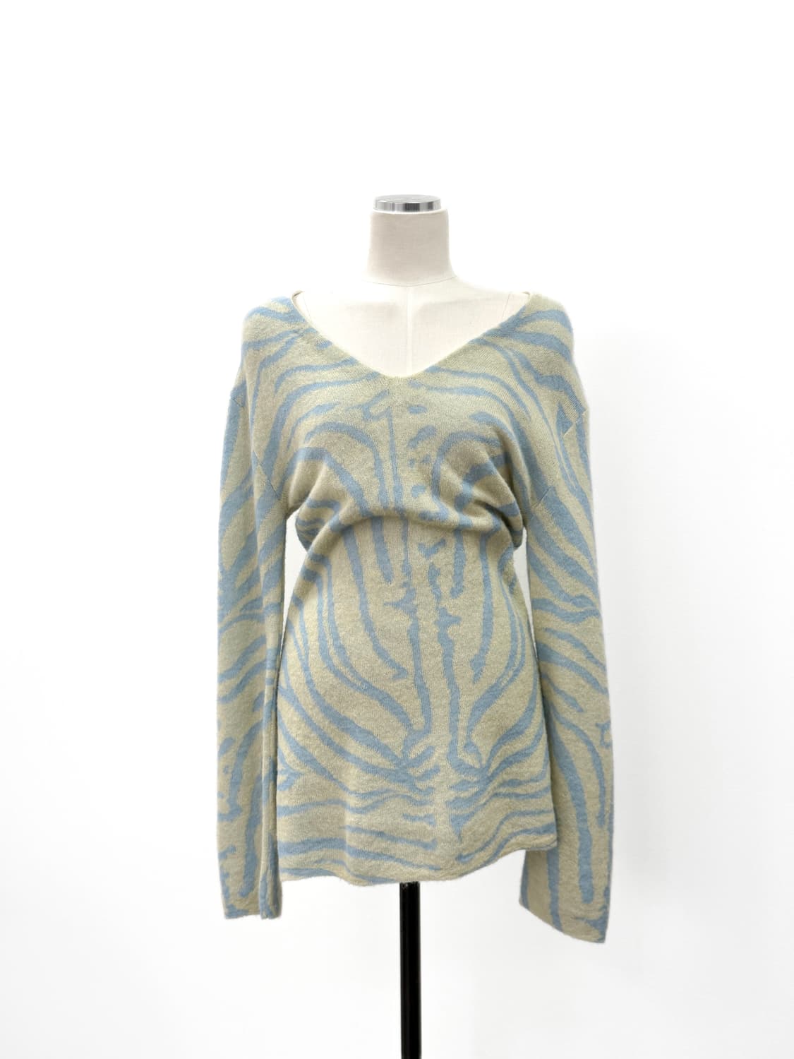 까르벵 Zebra 패턴 모헤어 블렌드 니트 상품이미지1