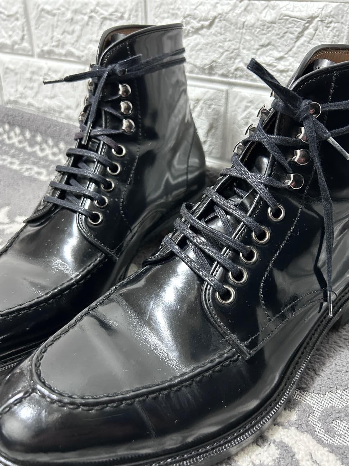 페이던트 레더 레이스업 부츠 상품이미지2