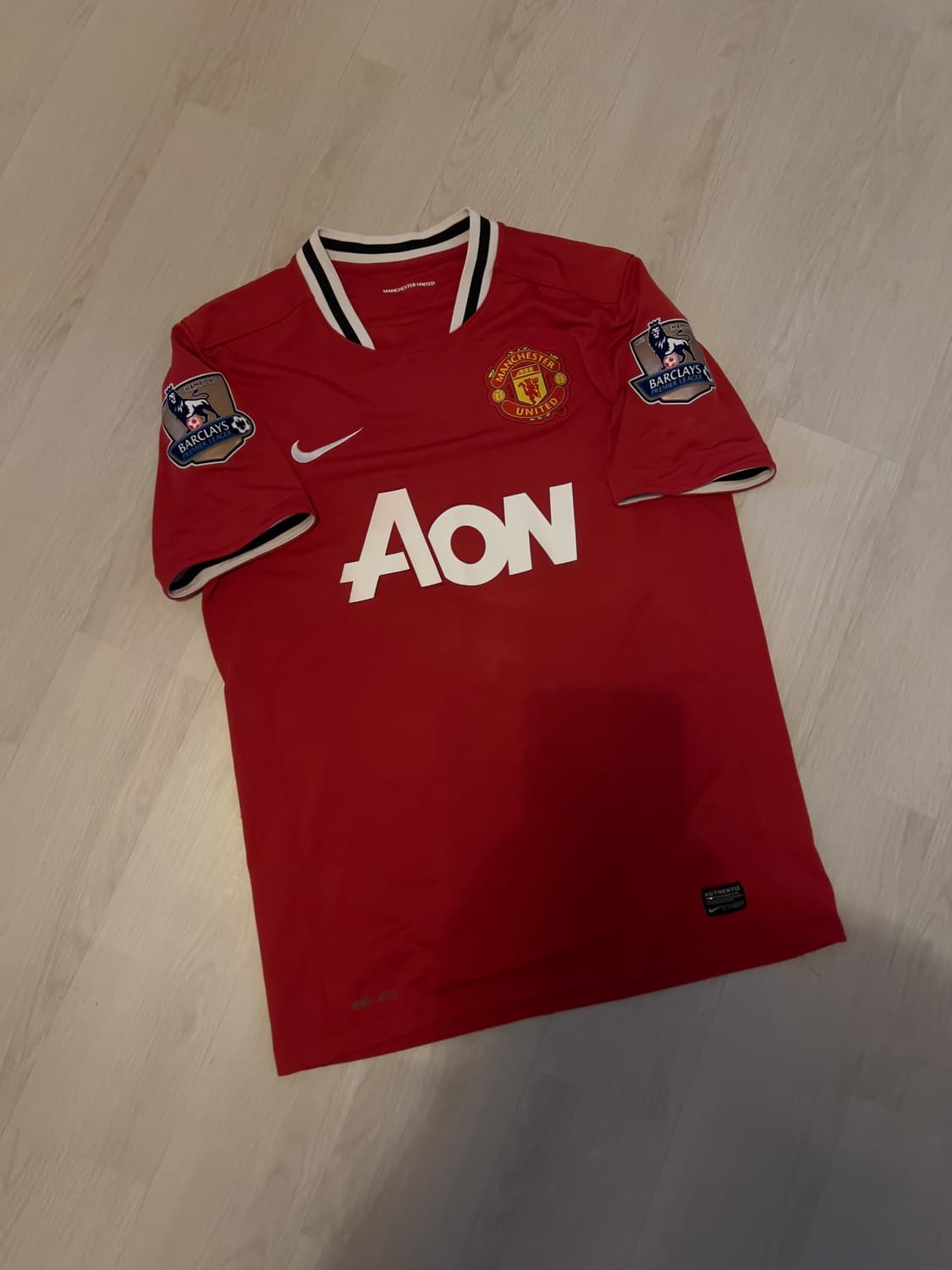 11/12 맨체스터 유나이티드 홈 박지성 유니폼 상품이미지1