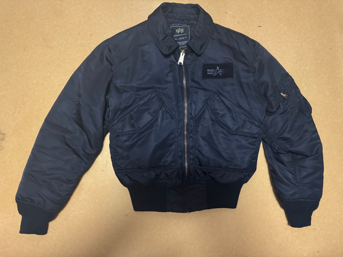 알파인더스트리 cwu-45p (s)사이즈 팝니다 상품이미지1