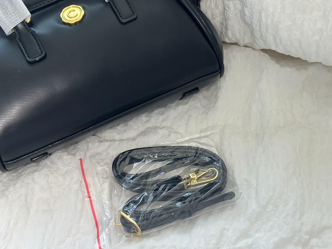 택포)새상품)금장 도트백 크로스백 상품이미지9