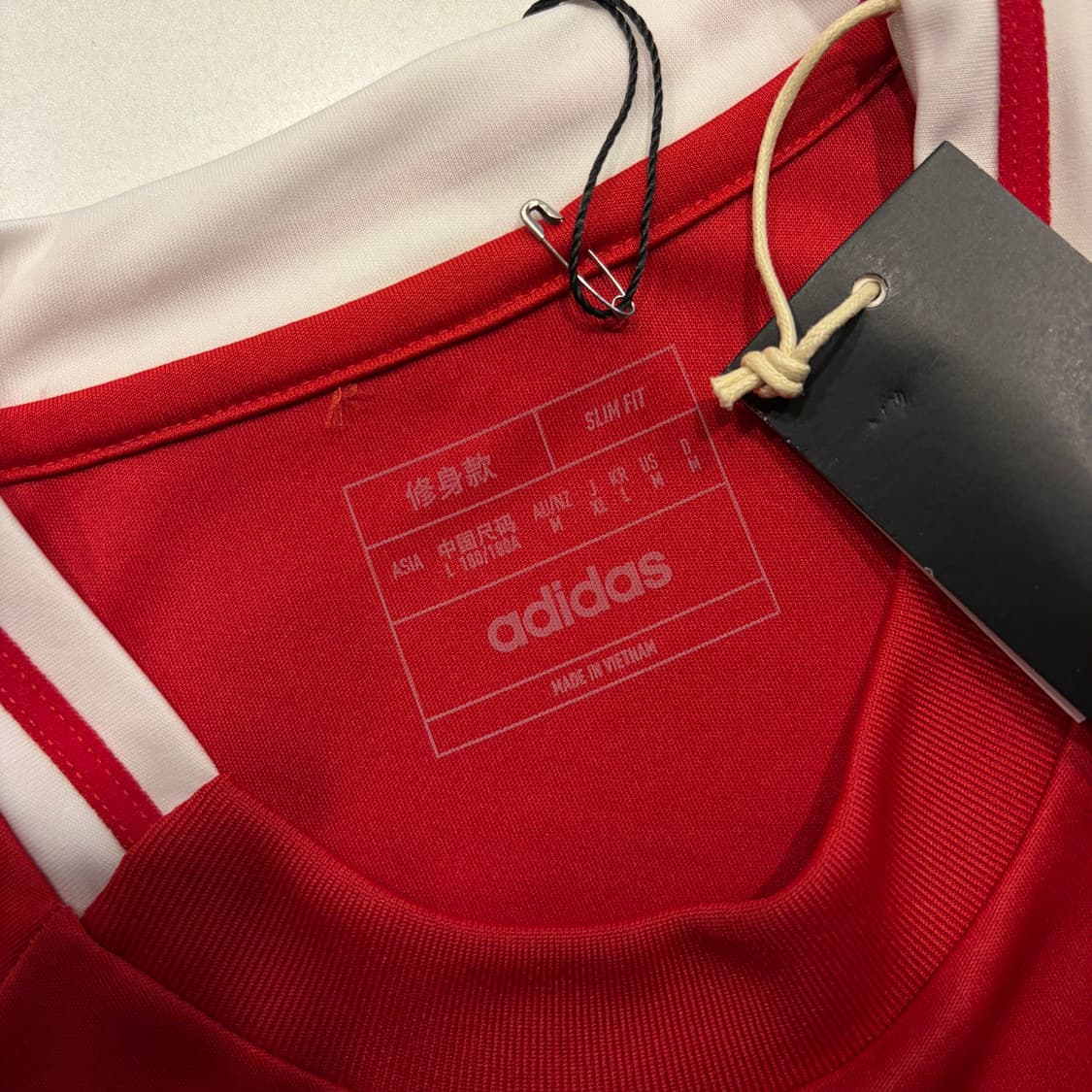 [L] 아디다스 맨체스터 유나이티드 23/24 홈 유니폼 C543 상품이미지4