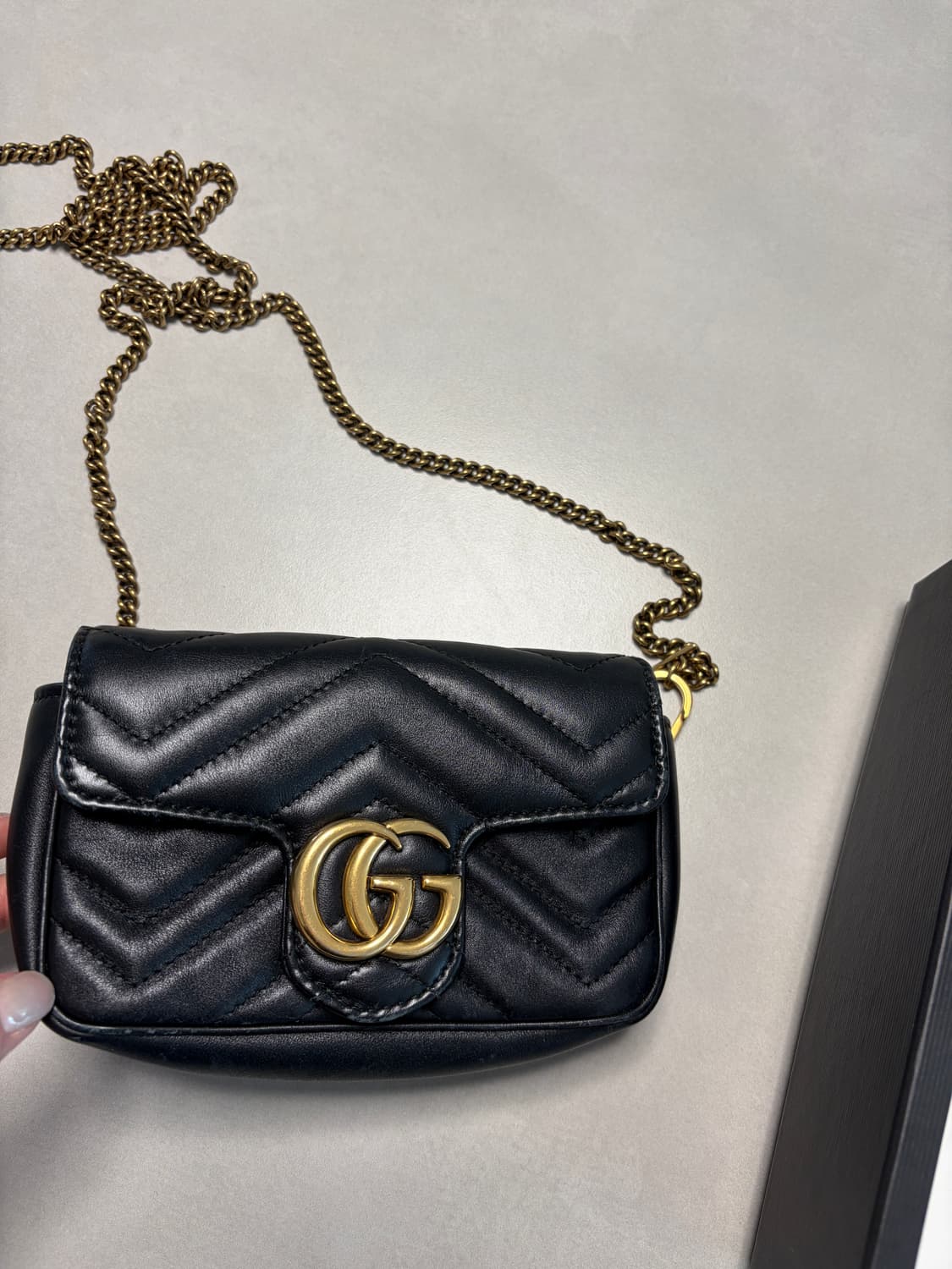 공홈 구매 정품 / 구찌 마틀라세 미니 체인백 블랙 상품이미지3