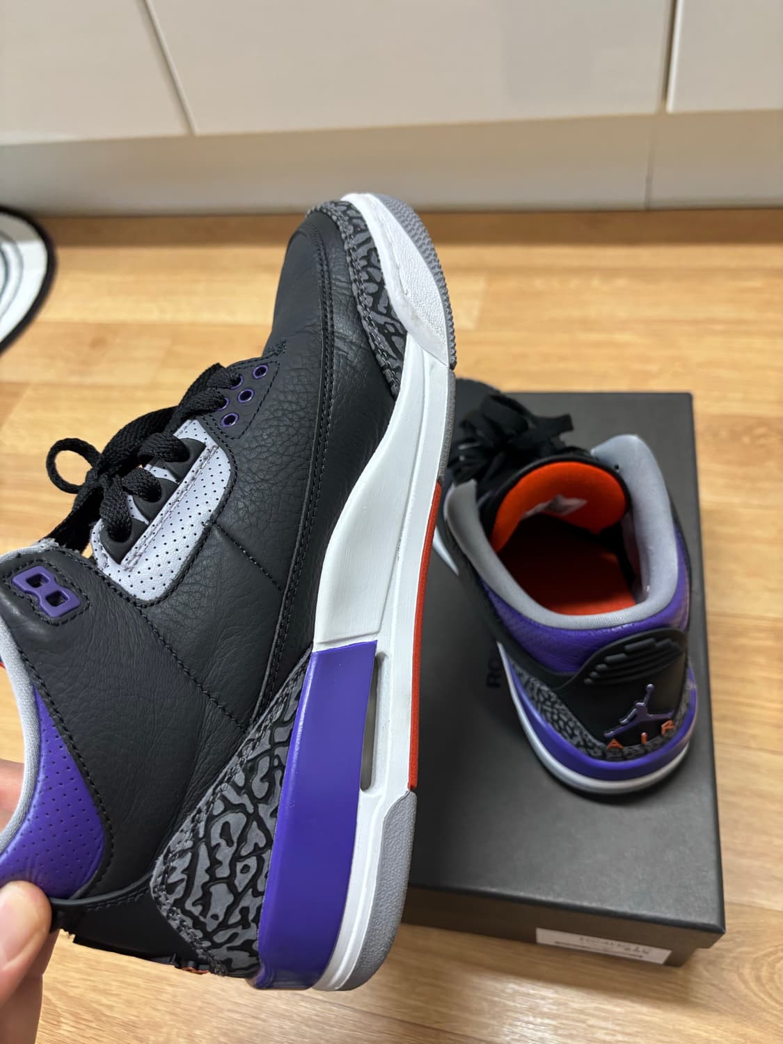 조던3 레트로 코트 퍼플 260 판매합니다 상품이미지5