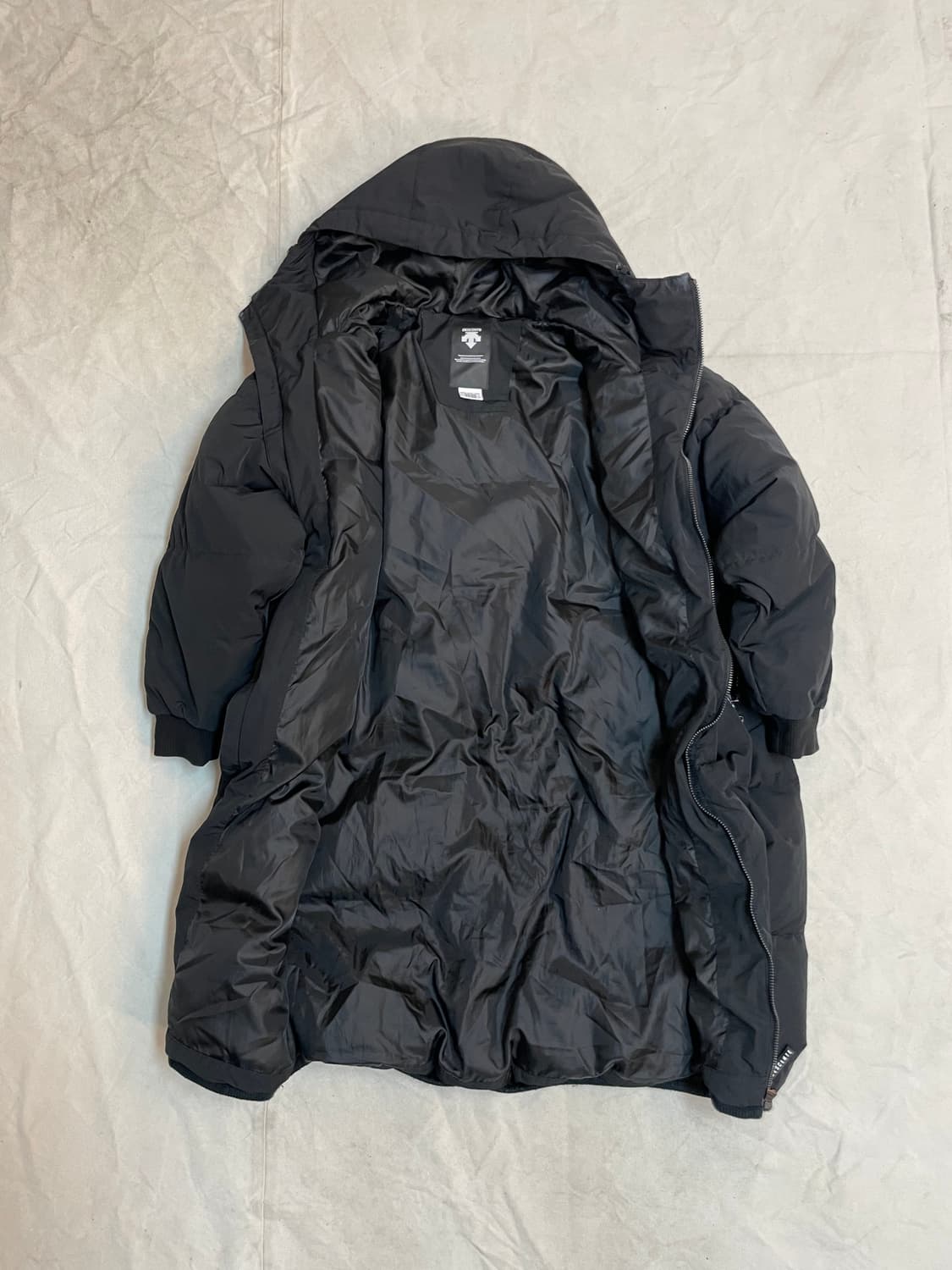 데상트 롱패딩 상품이미지1