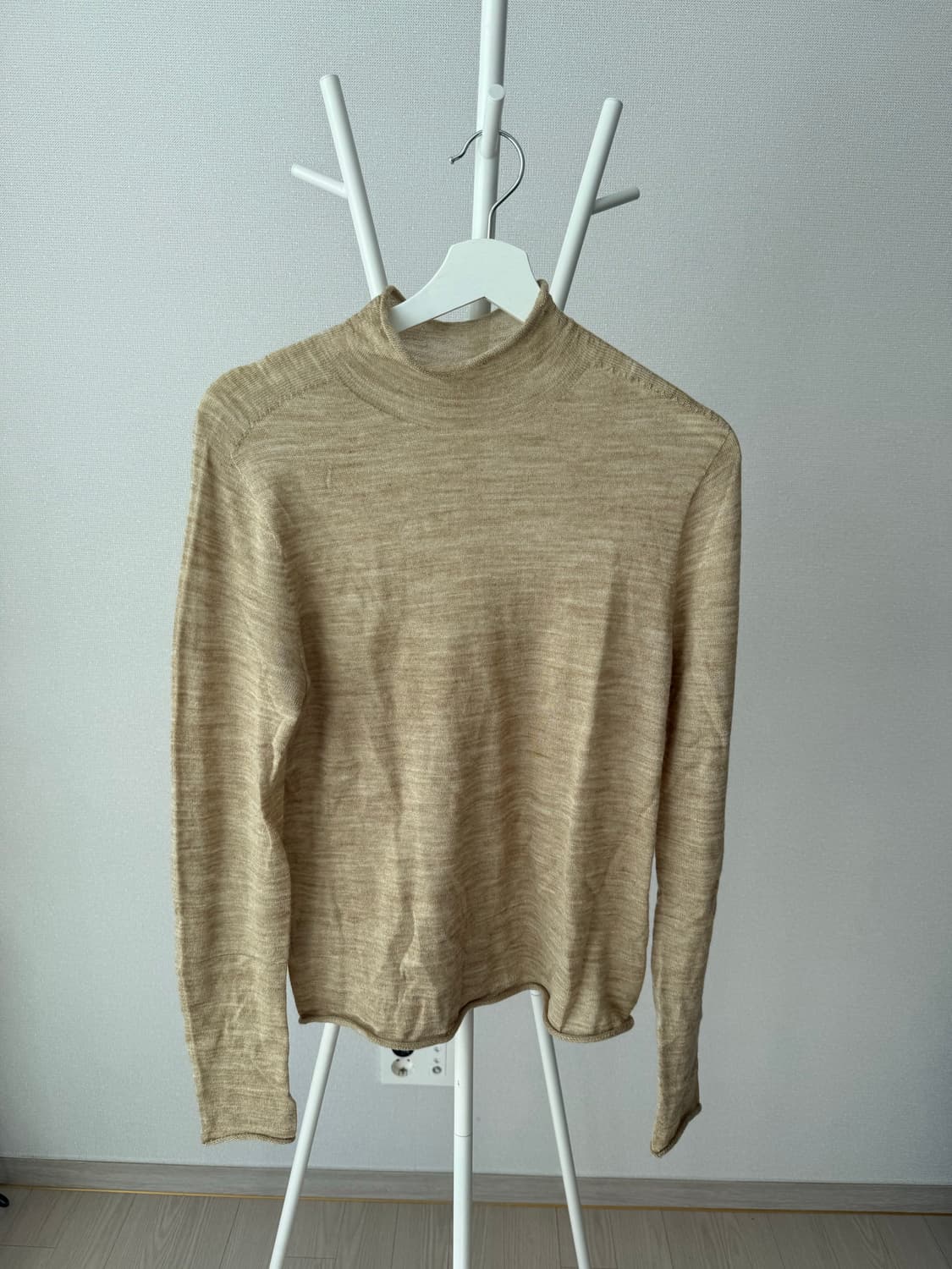 모이아 폴라티셔츠 상품이미지1