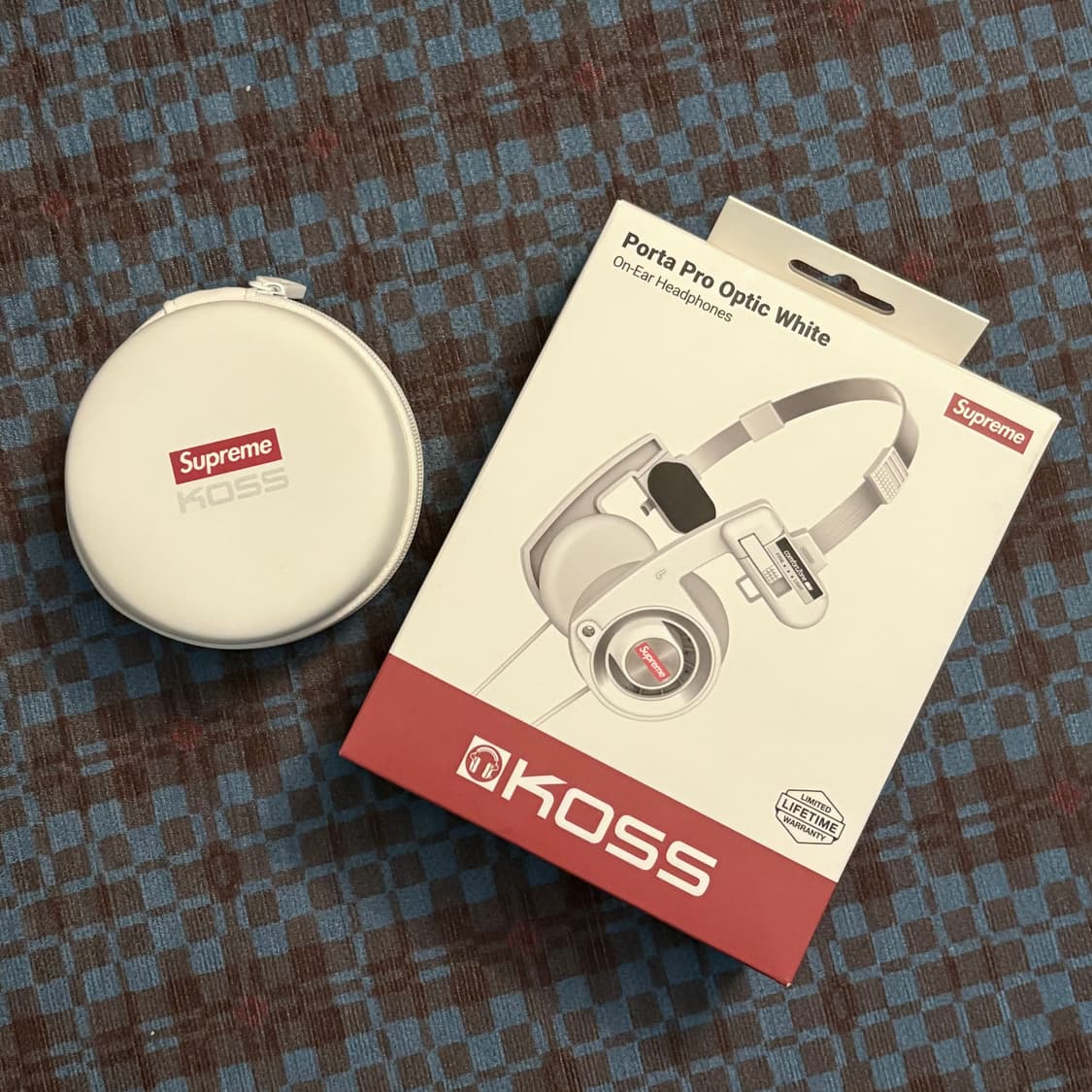 슈프림 코스 포타 프로 헤드셋 화이트 상품이미지1