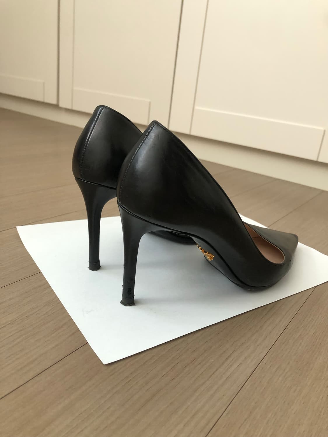 프라다 포인트토 펌프스 힐 37 1/2 (245) 상품이미지7