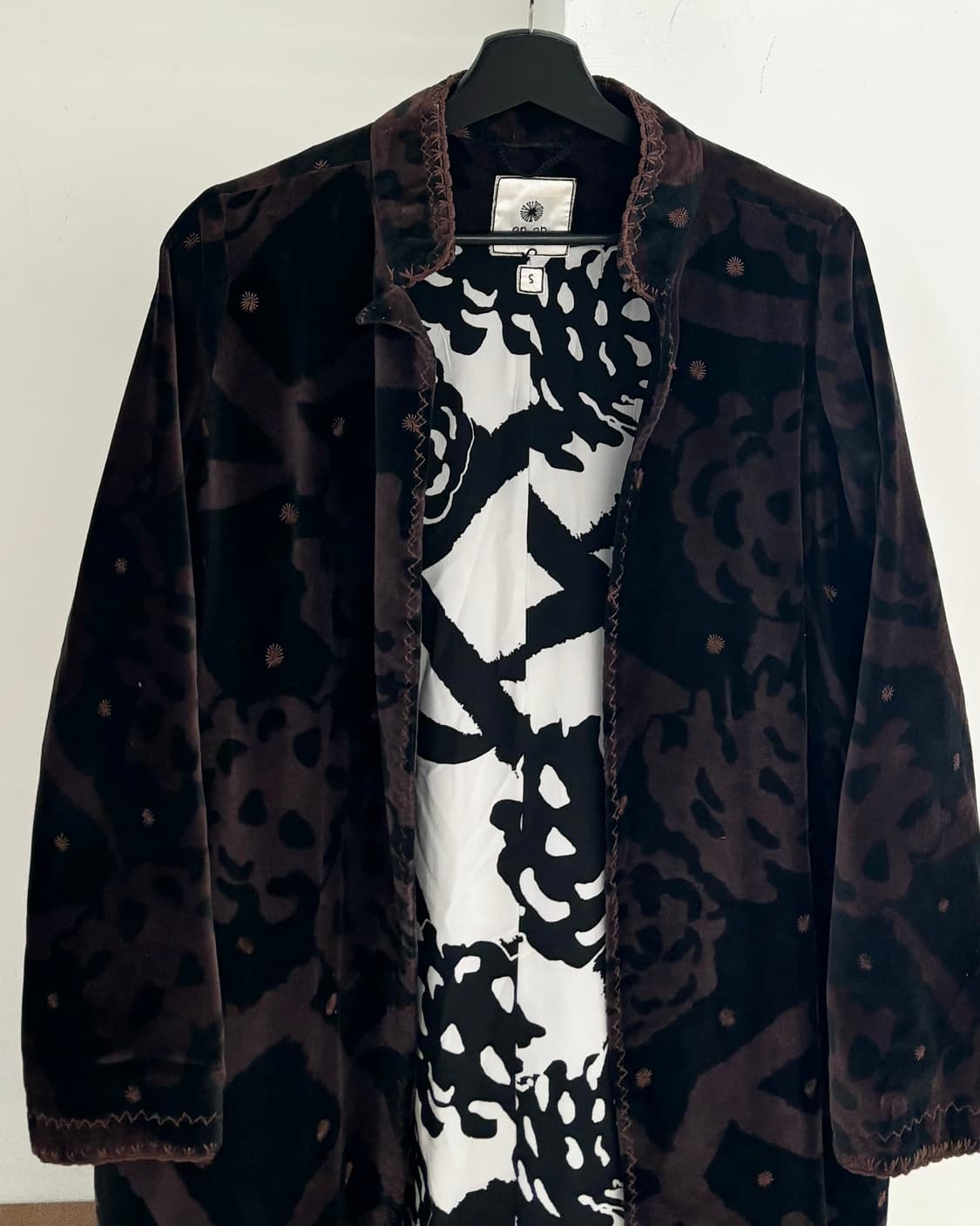 안안 런드리 플로럴 패턴 롱 코트 상품이미지2