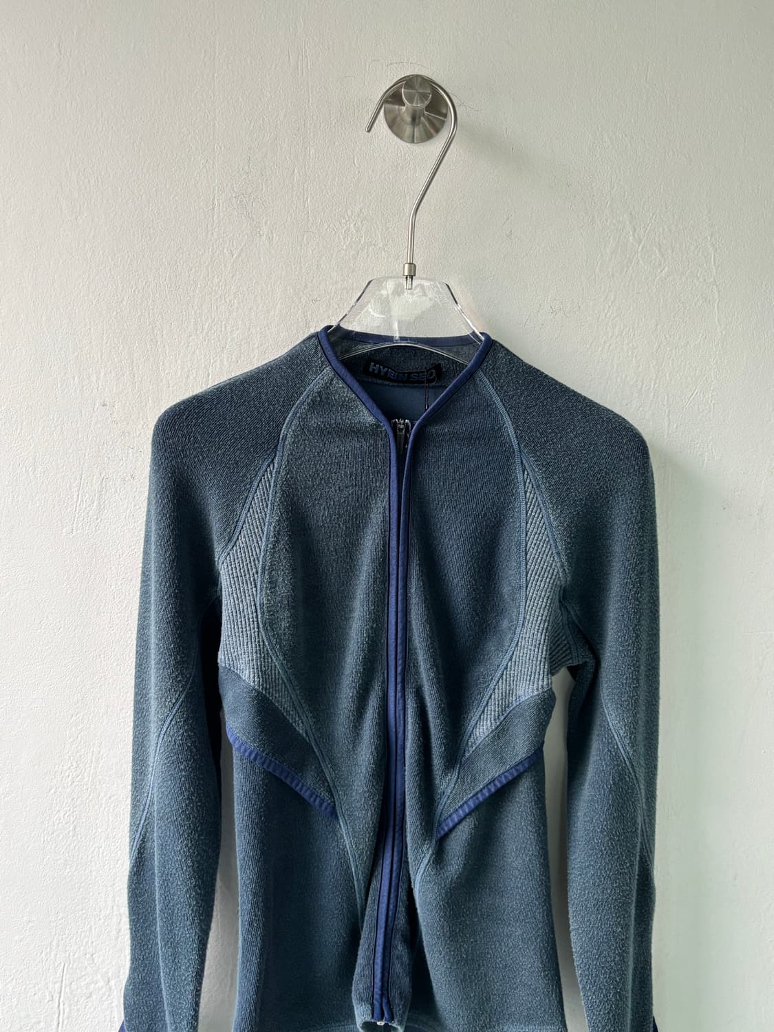 혜인서 24FW 슬래시 집 탑 상품이미지3