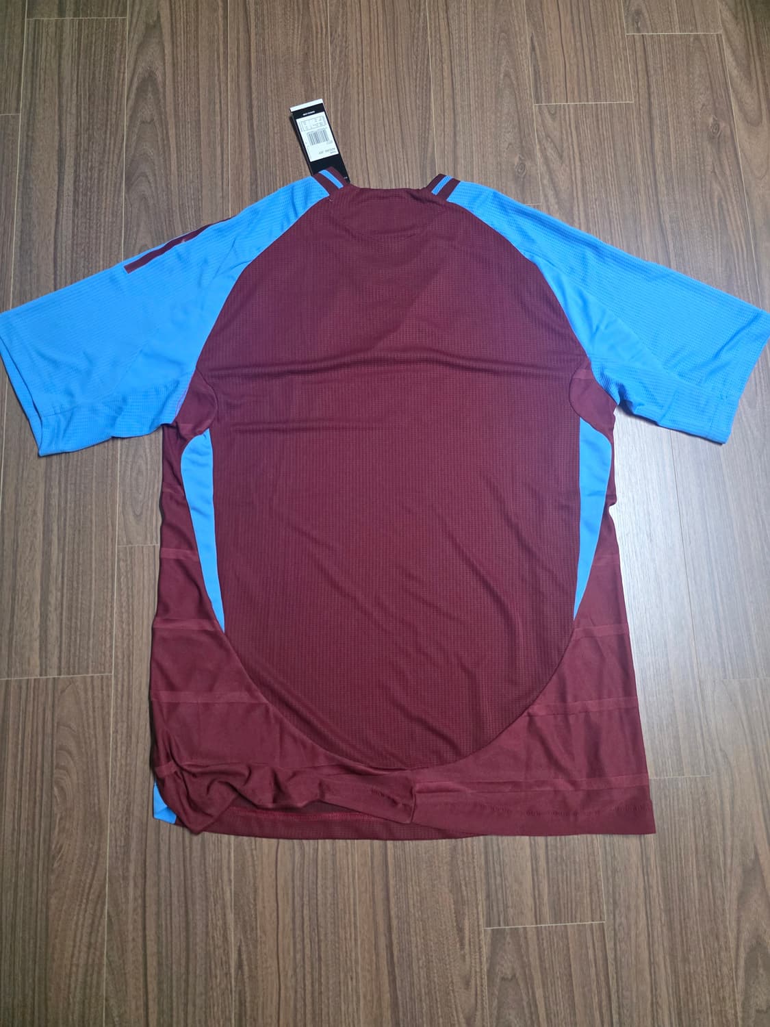 아스톤빌라 어센틱 상품이미지2