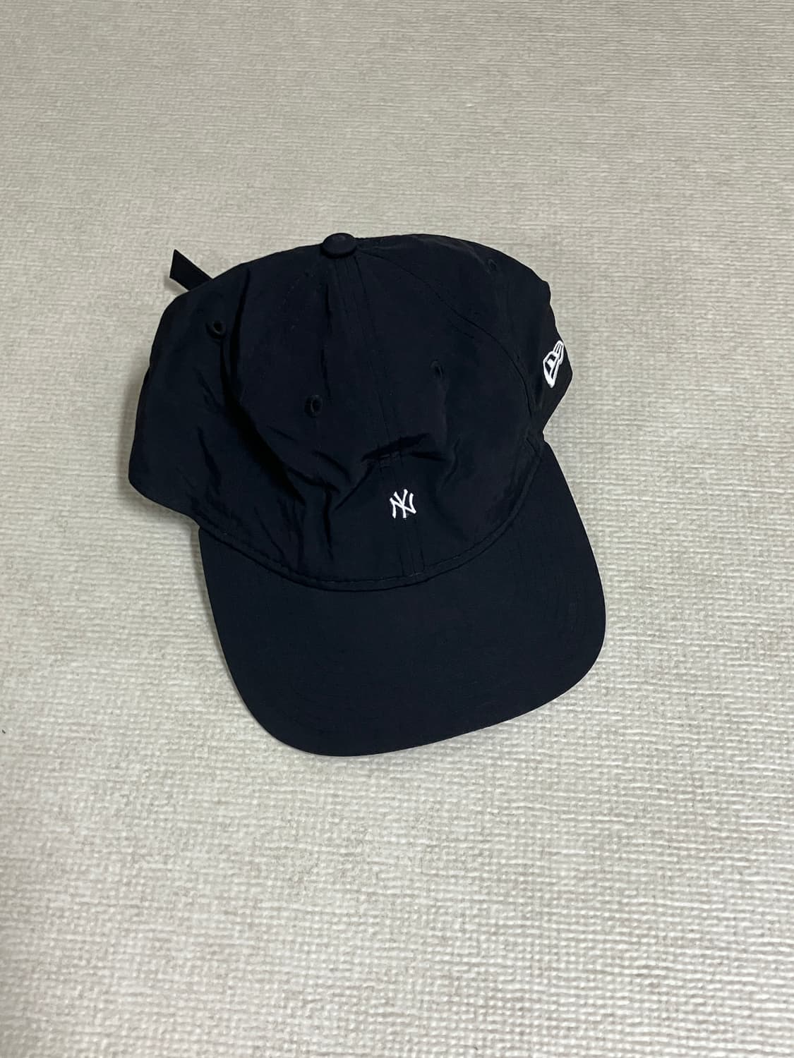 뉴에라 미니 로고 나일론 볼캡 블랙 상품이미지1