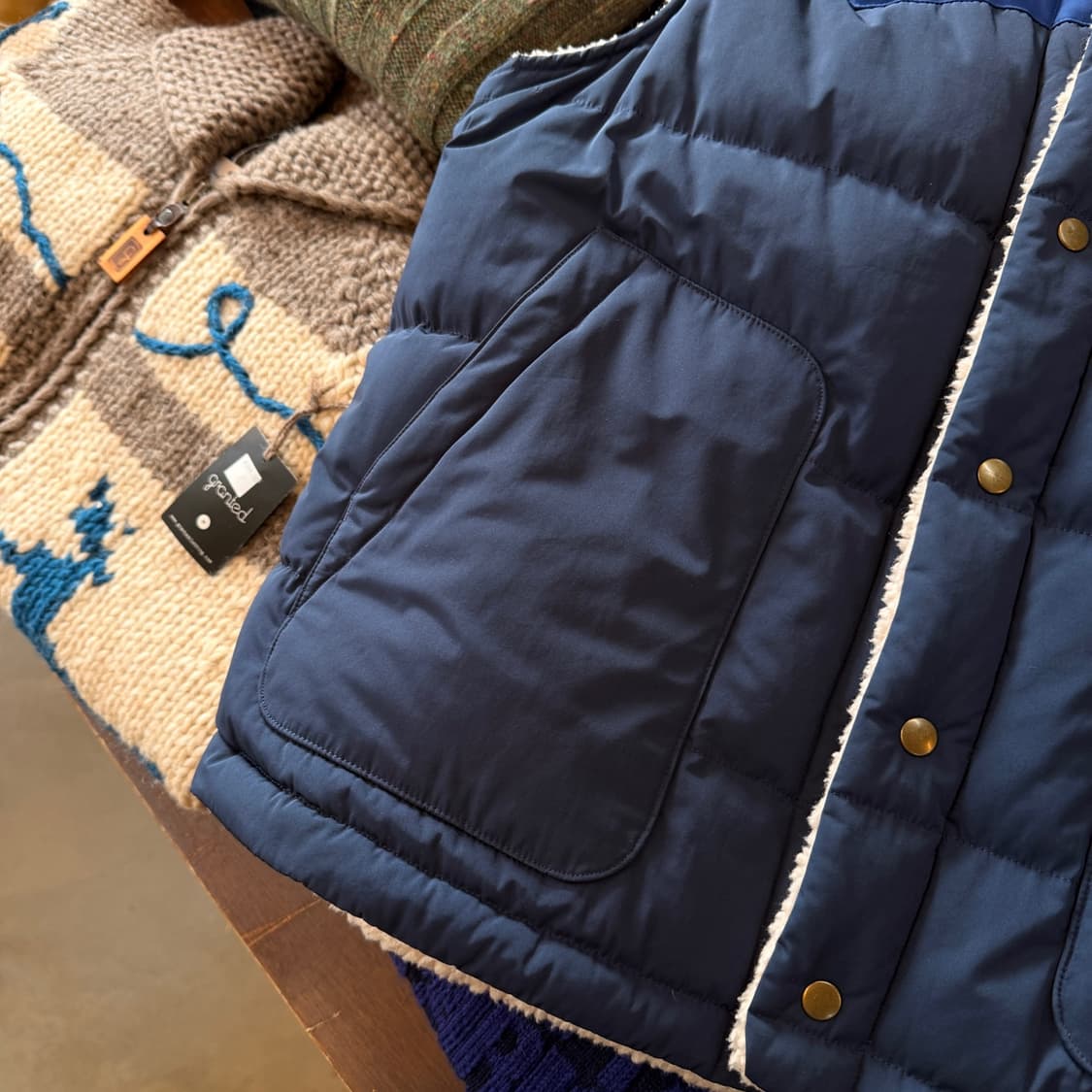 파타고니아 리버시블 비비 다운 베스트 L 상품이미지4