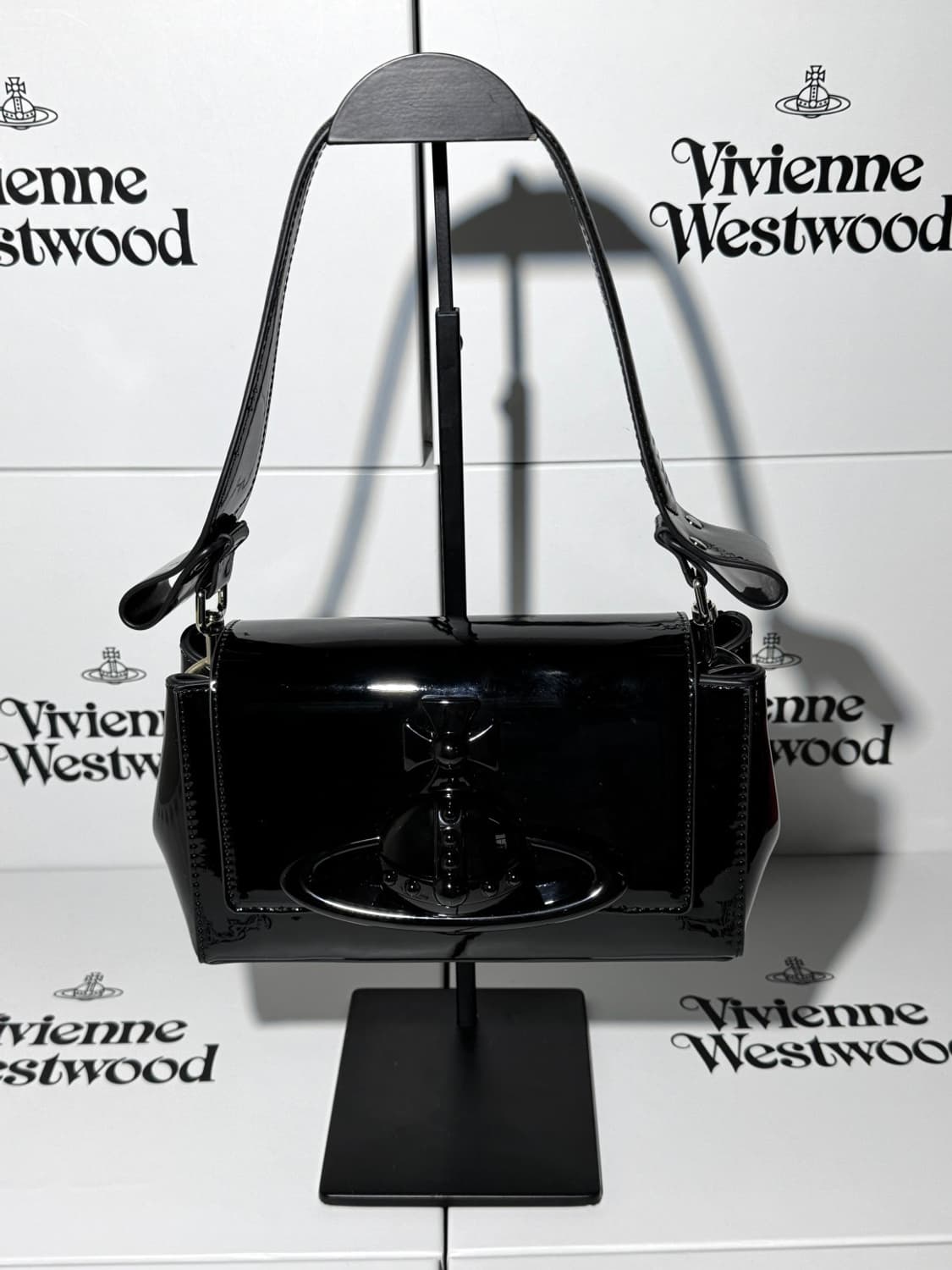 비비안웨스트우드 헤이즐 숄더백 상품이미지1