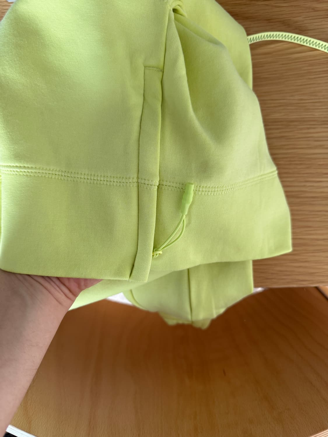 라코스테(LACOSTE) 네온 크롭 후드 상품이미지6