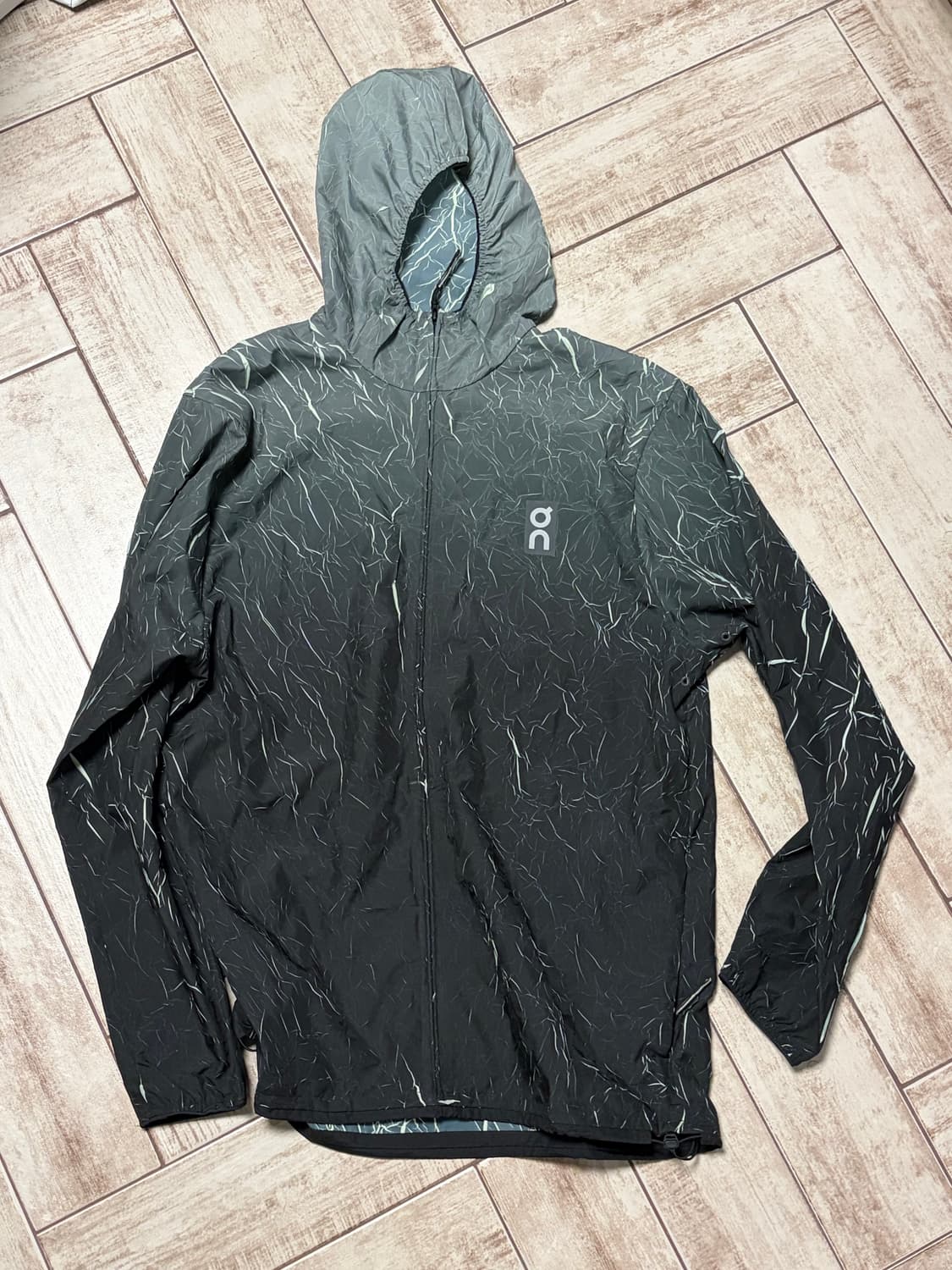 온러닝 페이스 자켓 블랙 리마 S 판매 상품이미지1