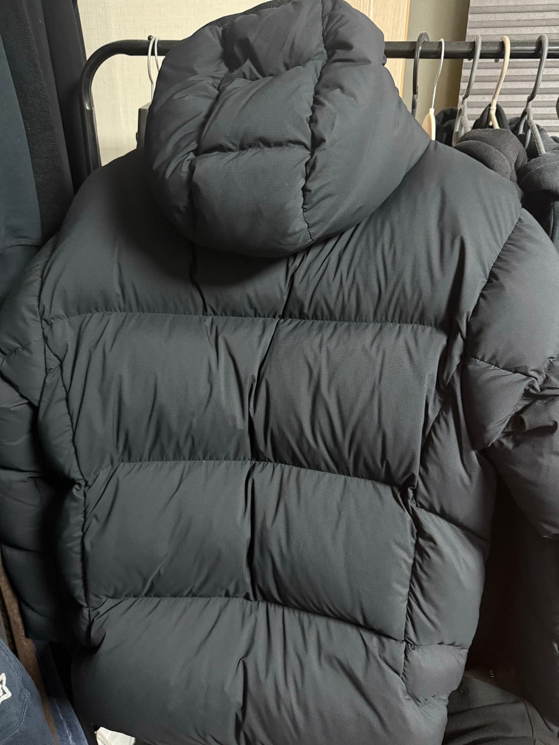 팔라스 퍼텍스 매트 바라클라바 푸파 블랙 23FW S 상품이미지2