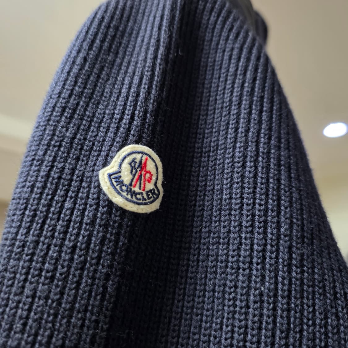 {클로젯}[M]몽클레어 마글리오네 트리콧 유광 삼선 니트 패딩 상품이미지2